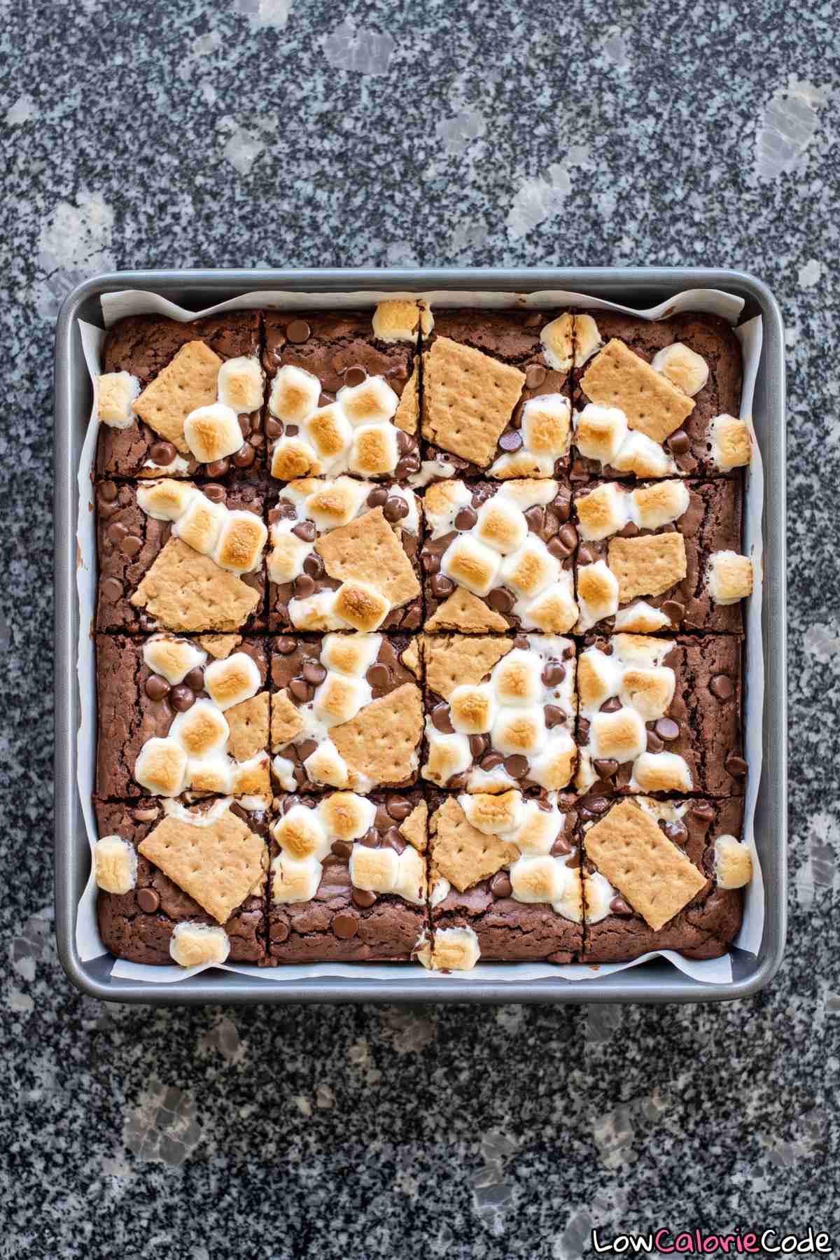 Easy homemade low calorie s'mores brownies