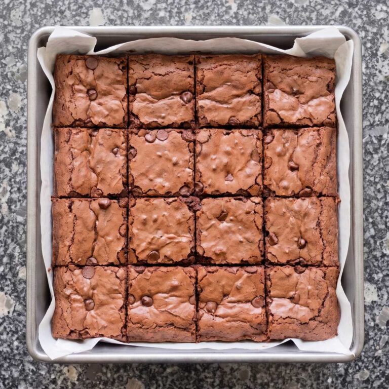 Low Calorie Greek Yogurt Brownies